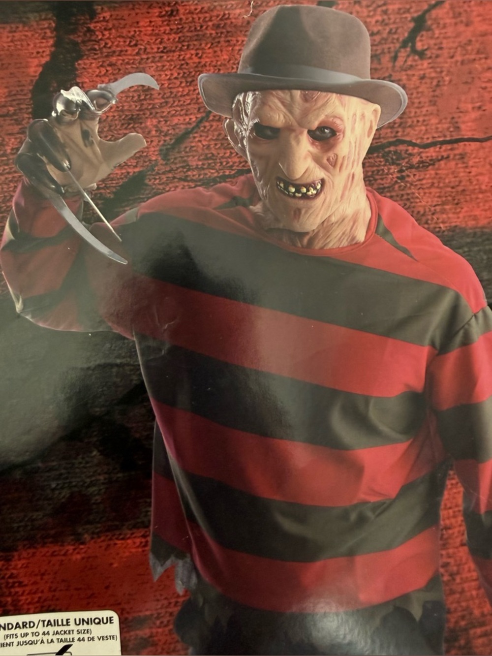 NEW Freddie Krueger nightmare on Elm Street costume by Rubies.  Halloween. Scary